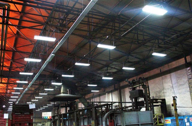 Качественные потолочные промышленные светильники недорого