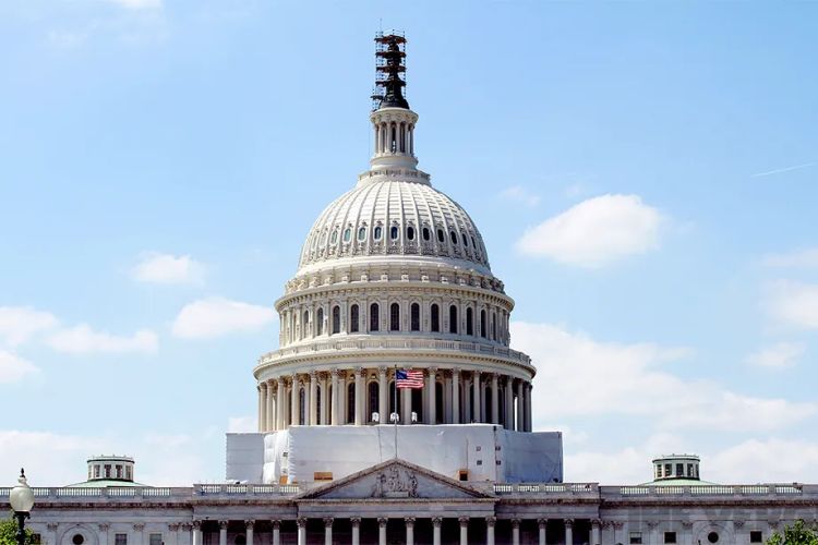 Конгресс США утвердил законопроект, предусматривающий субсидирование национальной полупроводниковой отрасли